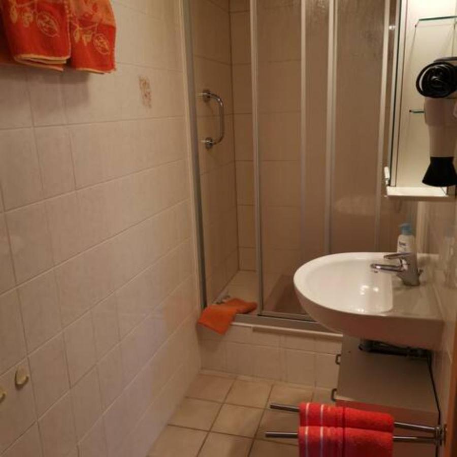 Schoene Geraeumige Ferienwohnung Am Park Heringsdorf  Exterior photo